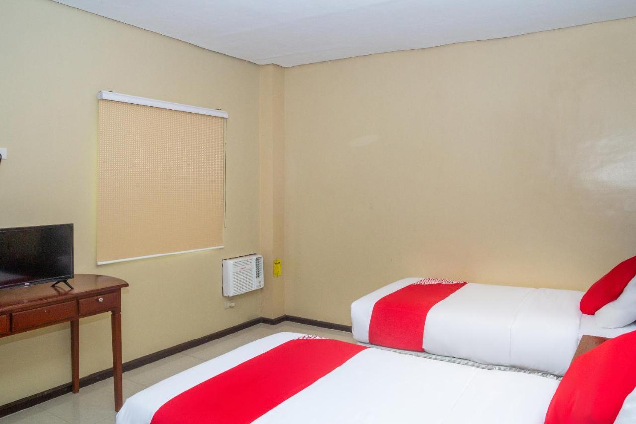 Oyo 133 Jazzy James Country Hotel 2 Davao ภายนอก รูปภาพ