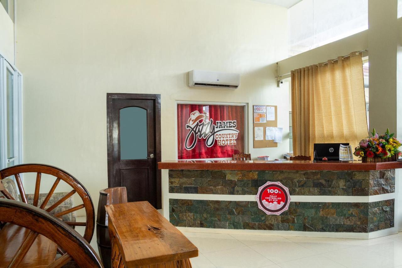 Oyo 133 Jazzy James Country Hotel 2 Davao ภายนอก รูปภาพ